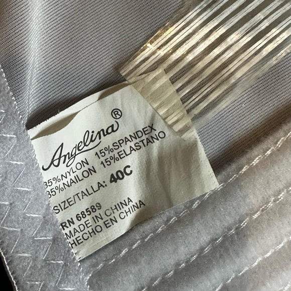 Angelina White Full-Coverage Wired T Shirt Bra with Adjustable Straps - Picture 6 of 6